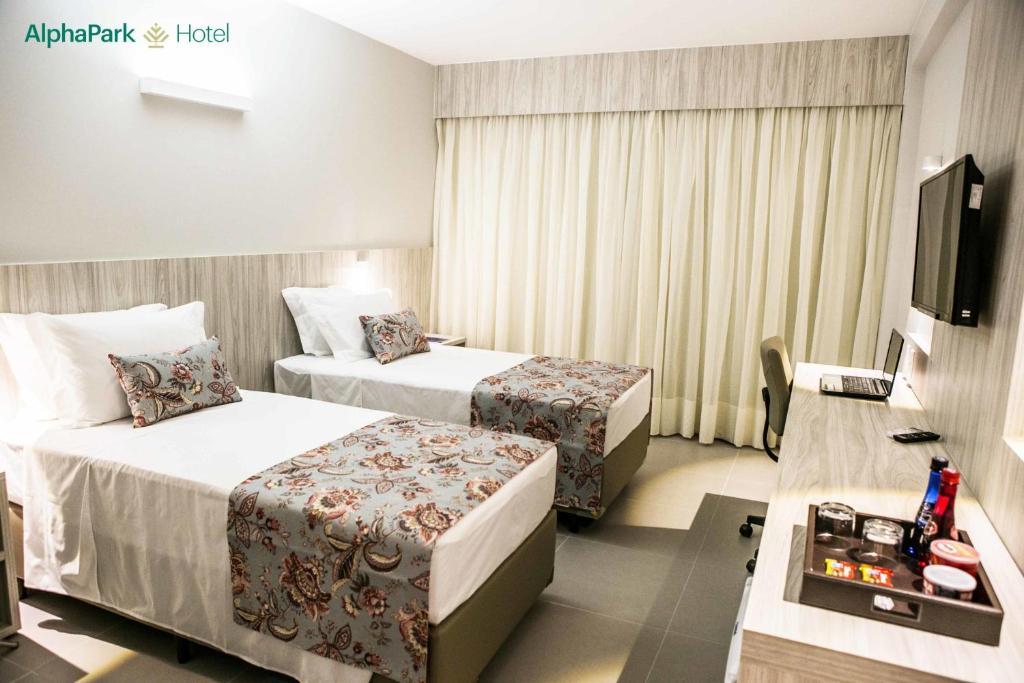 Alphapark Hotel Гоянія Екстер'єр фото